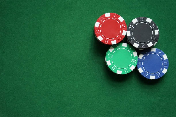 Live blackjack dealer at kuro studio